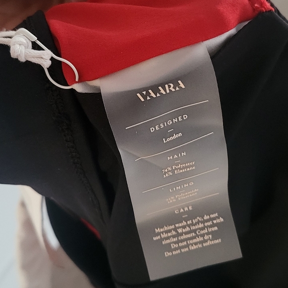 VAARA - Bicolor Top - Picture 6 of 7